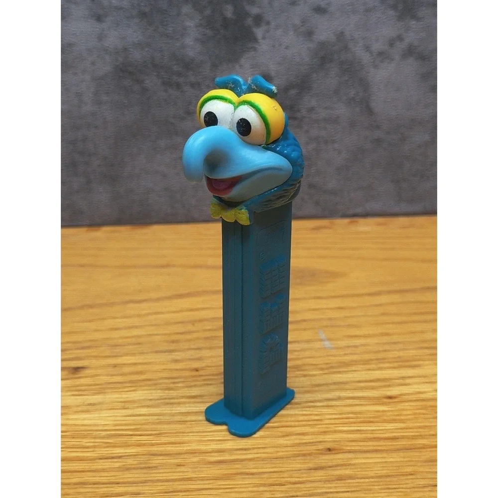 Gonzo PEZ Dispenser‎ 1991 Ha! Muppets Candy Jim Henson